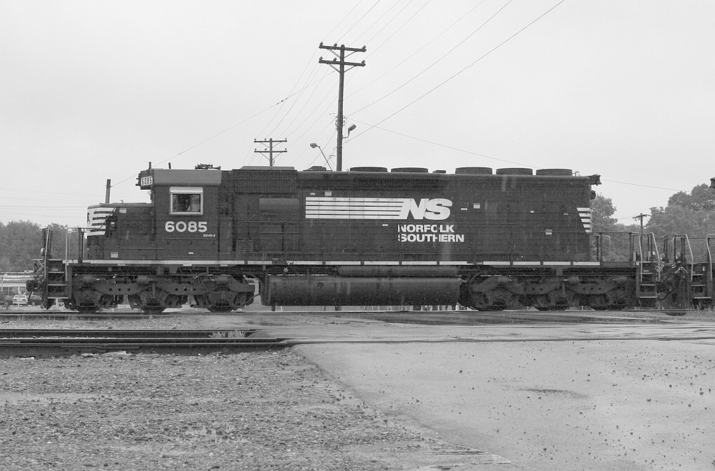 NS 6085 in pouring rain